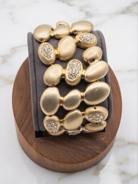 Stunning Gold Pebble Statement Bracelet